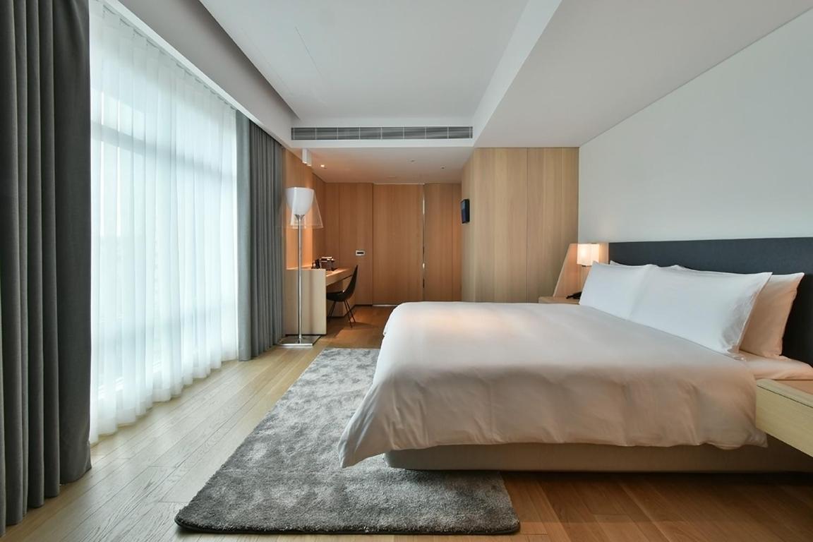 Silks Club Hotell Kaohsiung Exteriör bild Deluxe Room