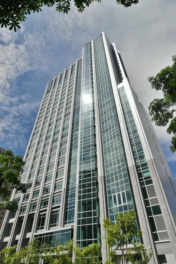Silks Club Hotell Kaohsiung Exteriör bild The building of the National University of Singapore